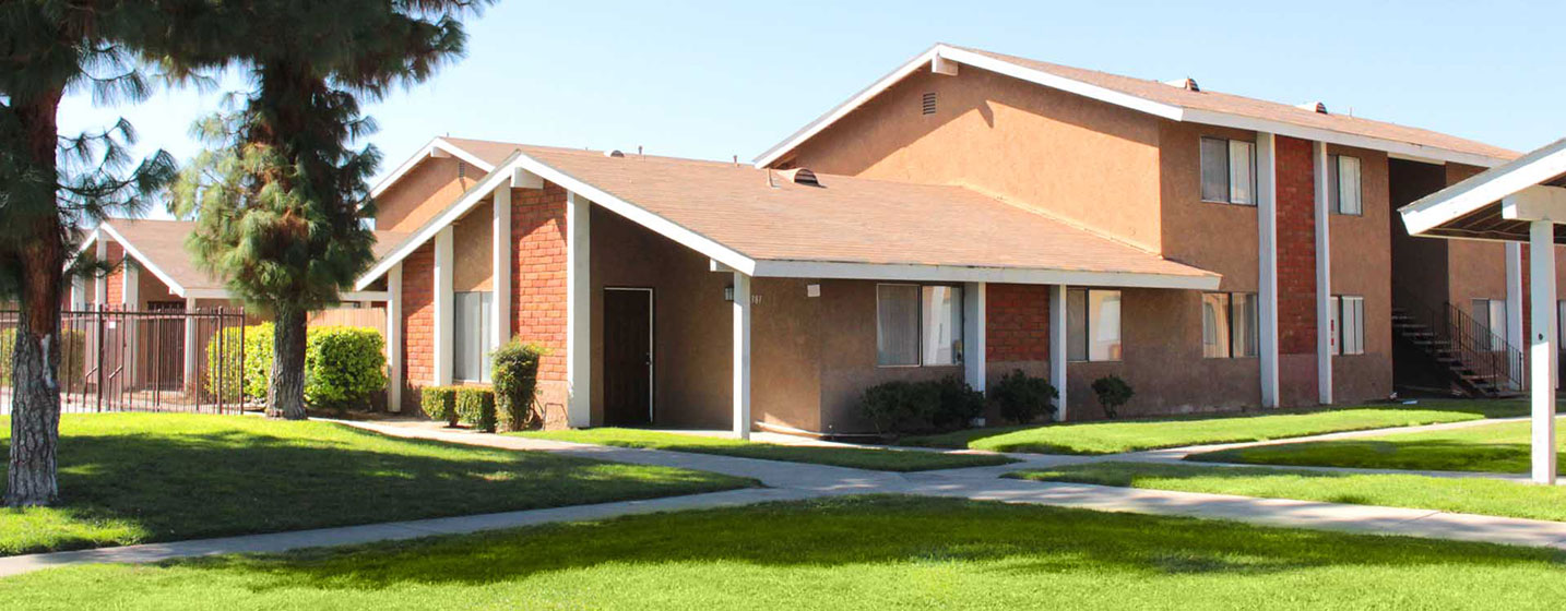 This image shows the exterior of one of the Greentree Park units