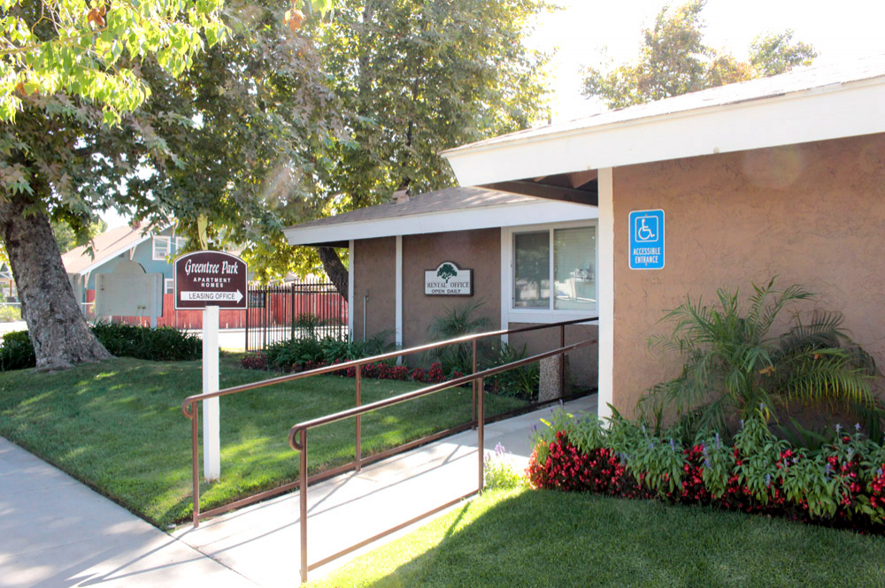 Leasing Office